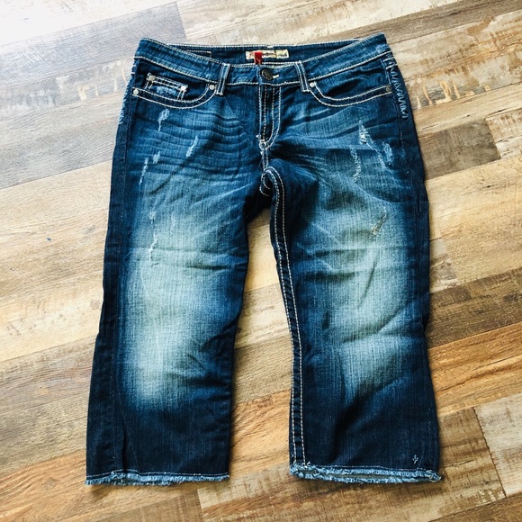 Buckle Pants - The Buckle Designer Capris